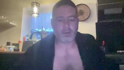 guil0 online show from 7, 11, 2025