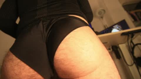 Snapshot of guillern chatting on 3, 4, 2026 guillern online show from 3, 4, 2026