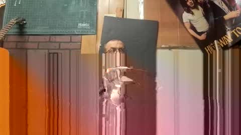 Snapshot of guitarist4206917 chatting on 13, 2, 2026 guitarist4206917 online show from 13, 2, 2026