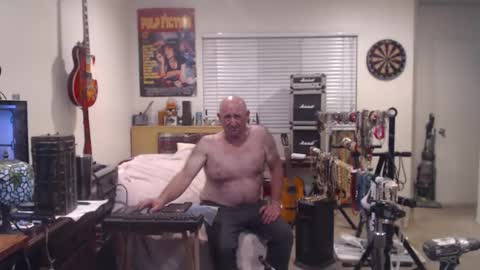 Mario online show from 24, 11, 2025