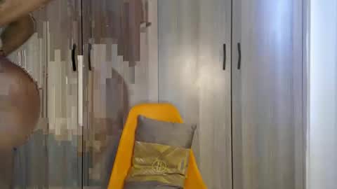 Miss Incredible online show from 8, 2, 2026