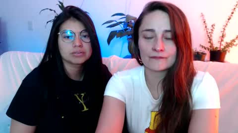 Vane blonde and Hazell black hair online show from 17, 2, 2025