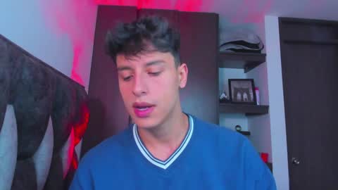 Snapshot of guy_twinks chatting on 25, 1, 2025 Gabriel online show from 25, 1, 2025