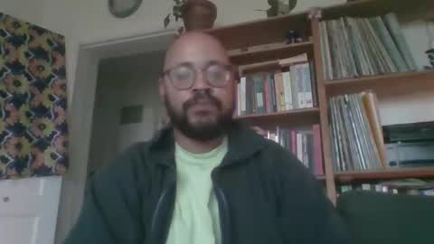 Snapshot of guy_wood15 chatting on 30, 10, 2025 guy_wood15 online show from 30, 10, 2025