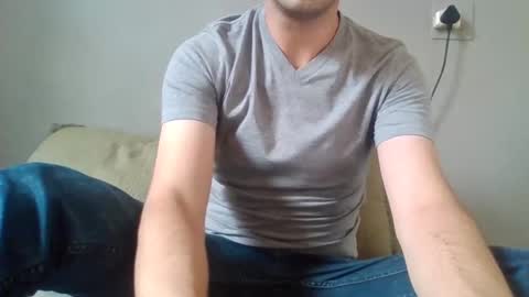 Snapshot of guyhardon chatting on 18, 12, 2024 Guy Hardon online show from 18, 12, 2024