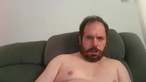 guynaked105 online show from 10, 4, 2026