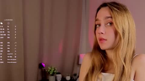 Julia online show from 9, 9, 2025