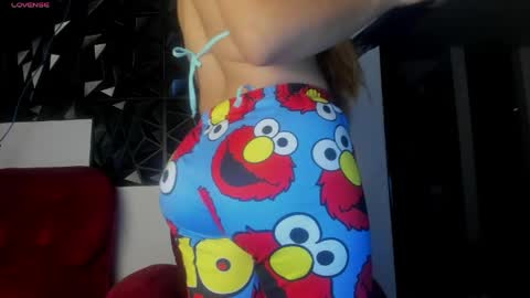   online show from 25, 4, 2026