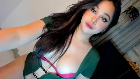 Gwyn online show from 9, 12, 2024