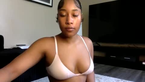 gyalxoxo online show from 26, 3, 2026