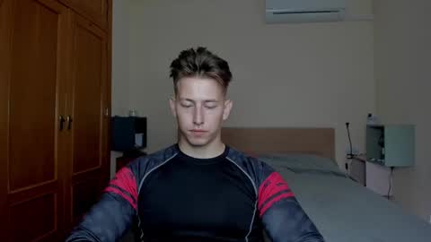 Oliver online show from 6, 3, 2025