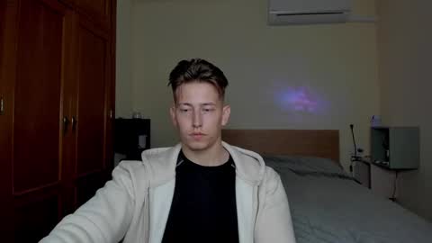 Oliver online show from 6, 3, 2025