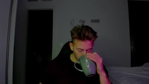 Oliver online show from 14, 2, 2026