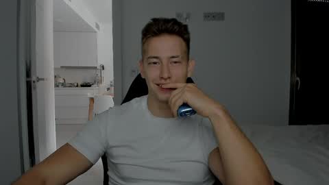 Oliver online show from 26, 4, 2026