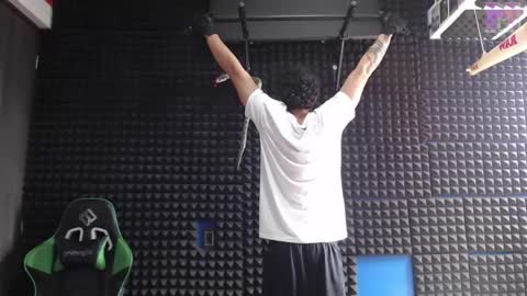 Snapshot of gymbro42 chatting on 18, 5, 2026 Gymbro42 online show from 18, 5, 2026