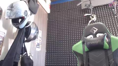 Snapshot of gymbro42 chatting on 20, 5, 2026 Gymbro42 online show from 20, 5, 2026