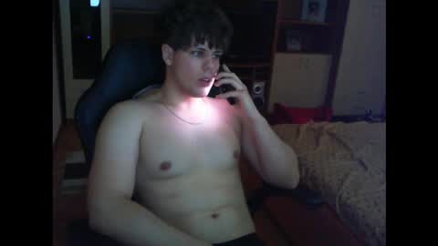 Snapshot of gymguy0505 chatting on 15, 12, 2025 gymguy0505 online show from 15, 12, 2025