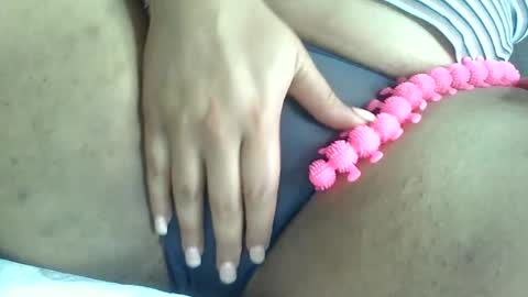 h0n3yb333 online show from 9, 10, 2025