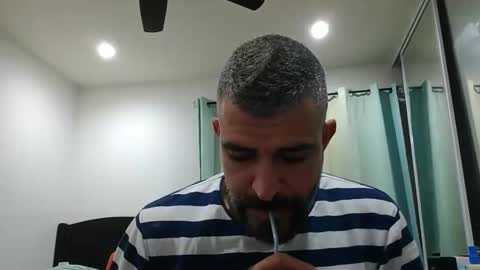 h0nest84 online show from 9, 3, 2025