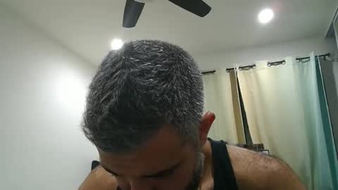 h0nest84 online show from 29, 10, 2025