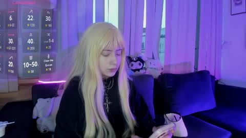 Snapshot of h3llokitty_ chatting on 8, 6, 2026 Hello Kitty online show from 8, 6, 2026
