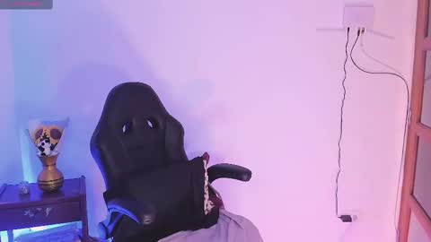 haanna_thompsoon online show from 10, 12, 2024