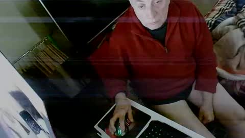 Snapshot of hacknoob62 chatting on 25, 12, 2024 hacknoob62 online show from 25, 12, 2024