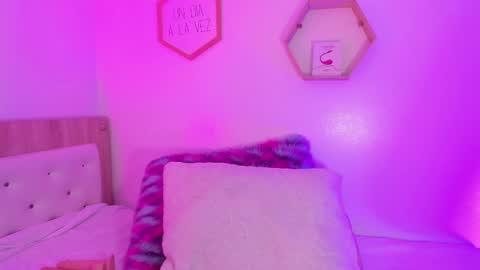 Hadid online show from 27, 4, 2026