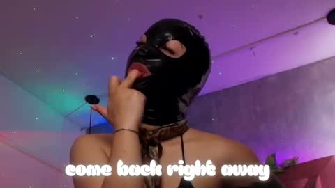 Haely online show from 15, 10, 2025