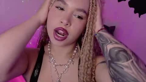 Haely online show from 9, 7, 2026