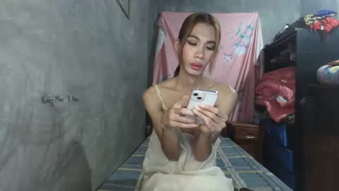 hailey_sweetcum77 online show from 12, 3, 2026