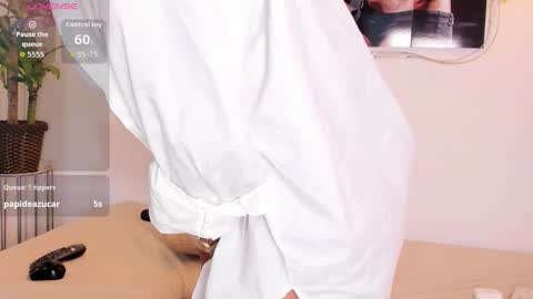 Hailey Thompson online show from 7, 10, 2025