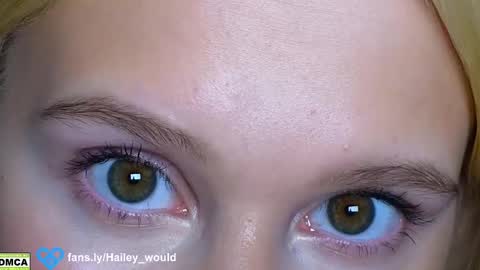 Snapshot of hailey_would chatting on 21, 2, 2025 hailey_would online show from 21, 2, 2025