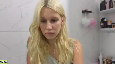 Snapshot of hailey_would chatting on 23, 9, 2025 hailey_would online show from 23, 9, 2025