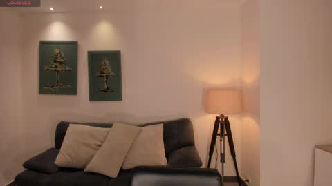 Hailey online show from 26, 4, 2026