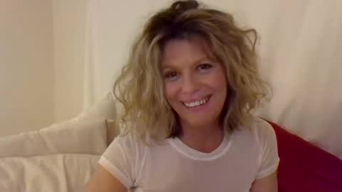 Hailey online show from 24, 2, 2025