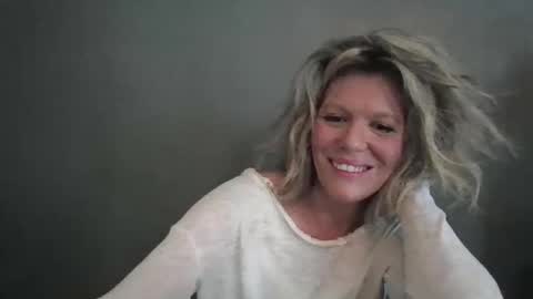 Snapshot of haileys123 chatting on 30, 3, 2026 Hailey online show from 30, 3, 2026