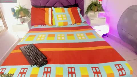 haileysans online show from 28, 2, 2026