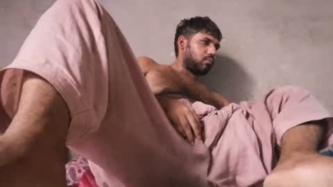 hairybouy264541 online show from 28, 7, 2026