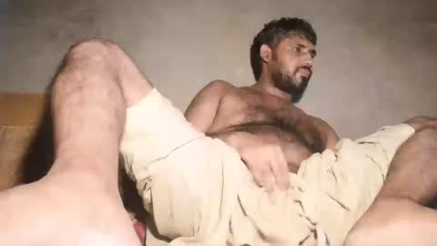 hairybouy264541 online show from 28, 7, 2026