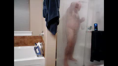 hairydaddreams online show from 4, 11, 2025