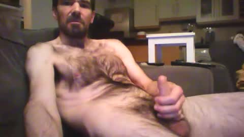 Snapshot of hairydude2015 chatting on 7, 1, 2026 hairydude2015 online show from 7, 1, 2026