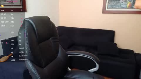 hairyncuteass online show from 6, 10, 2025