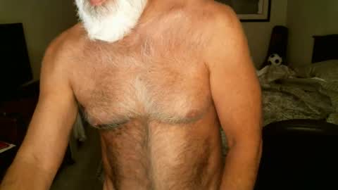Hairy pecs online show from 24, 4, 2026