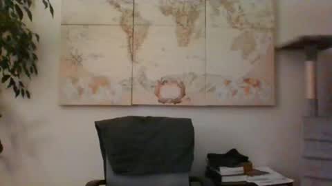 Snapshot of hairypussylover089 chatting on 27, 11, 2025 hairypussylover089 online show from 27, 11, 2025