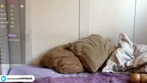Snapshot of hairyshort chatting on 10, 6, 2026 hairy and short online show from 10, 6, 2026