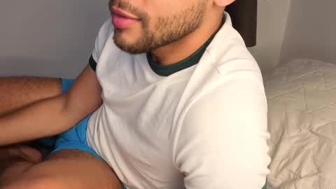 Independent       model  online show from 4, 11, 2025