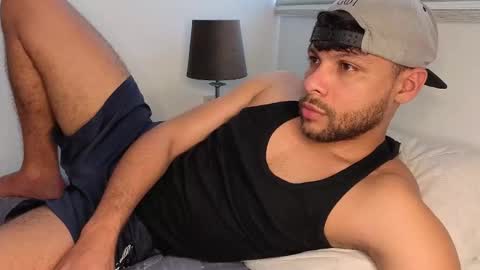 Independent       model  online show from 9, 11, 2025