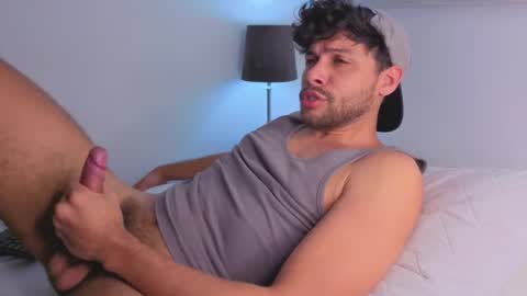 Independent       model  online show from 16, 12, 2025