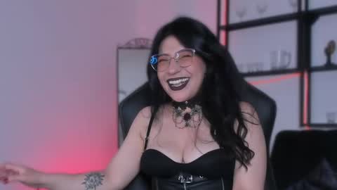 Snapshot of halley_ravenn chatting on 11, 5, 2026 halley_ravenn online show from 11, 5, 2026